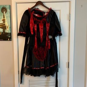 Full-figured (up to size 22) Saloon Girl Costume (headpiece without feather)